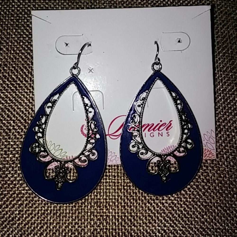 Premier Designs - Color Pop Earrings